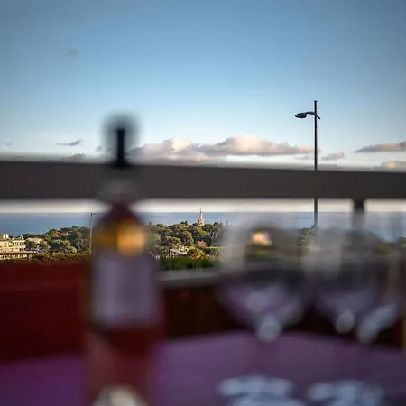 Levasion - Vue Imprenable - Piscine - Parking