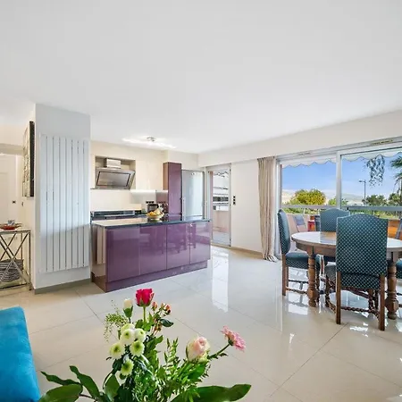 Levasion -vue Imprenable Piscine Parking Terrasse Appartement