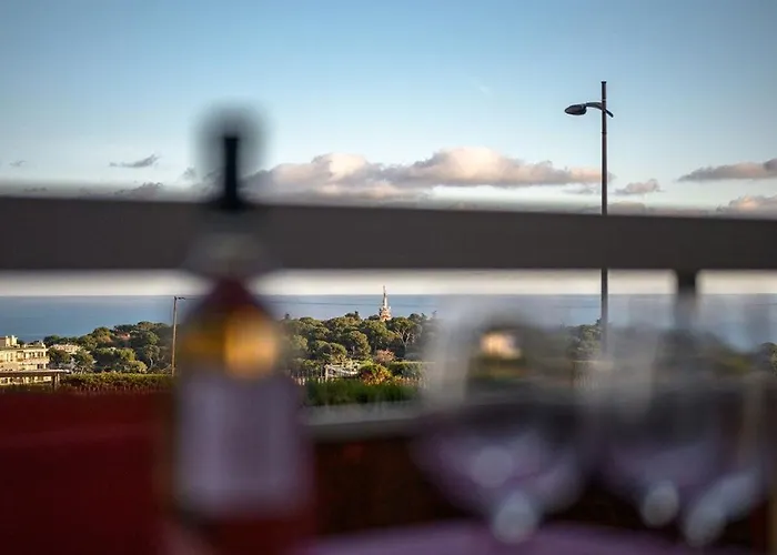 Levasion -vue Imprenable Piscine Parking Terrasse